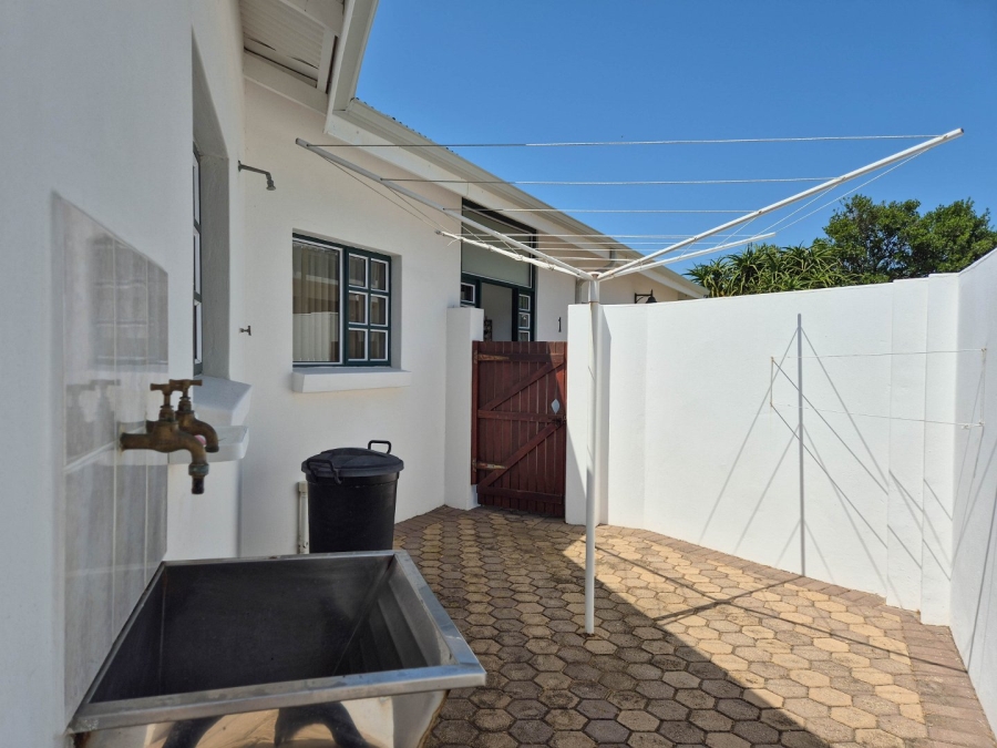 4 Bedroom Property for Sale in Stilbaai Wes Western Cape